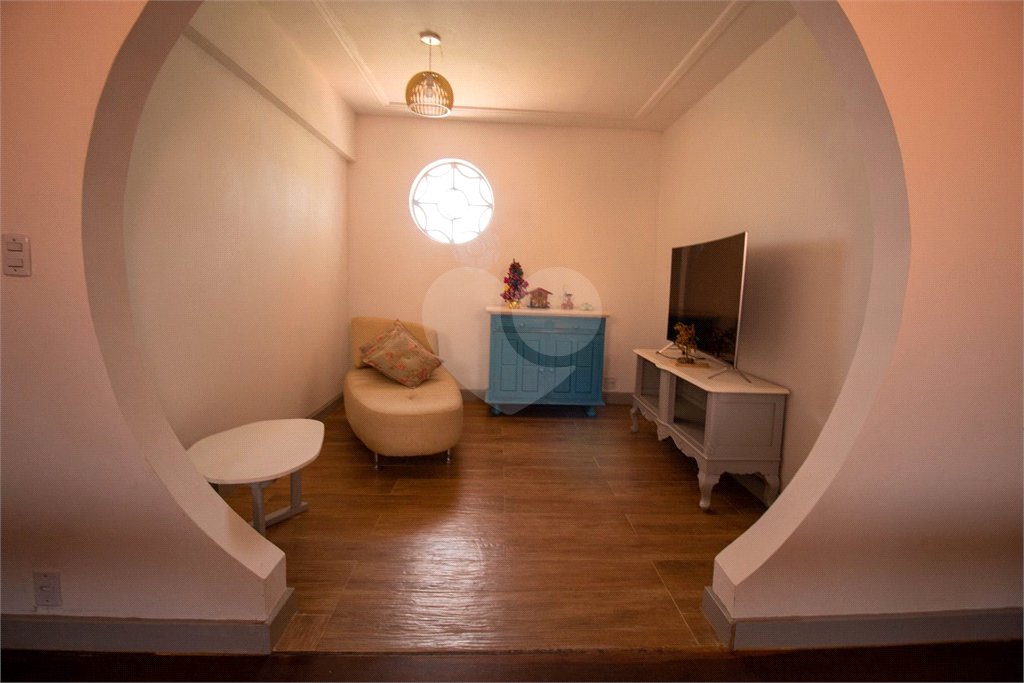Sítio à venda com 7 quartos, sendo 6 suítes, em Jardim Santa Vitória (canguera), São Roque, SP