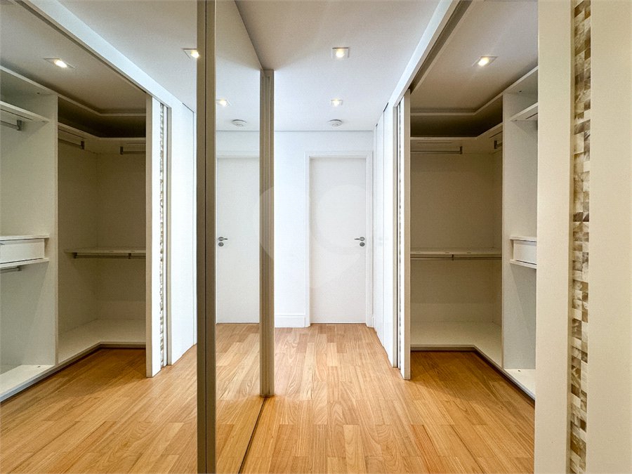 Casa à venda com 4 suítes no condomínio Quadra Real Campo Belo, São Paulo - SP