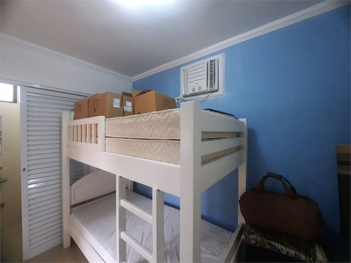 Apartamento com 3 dormitórios à venda, 202 m² por R$ 750.000,00 - Jardim Belmar - Guarujá/SP