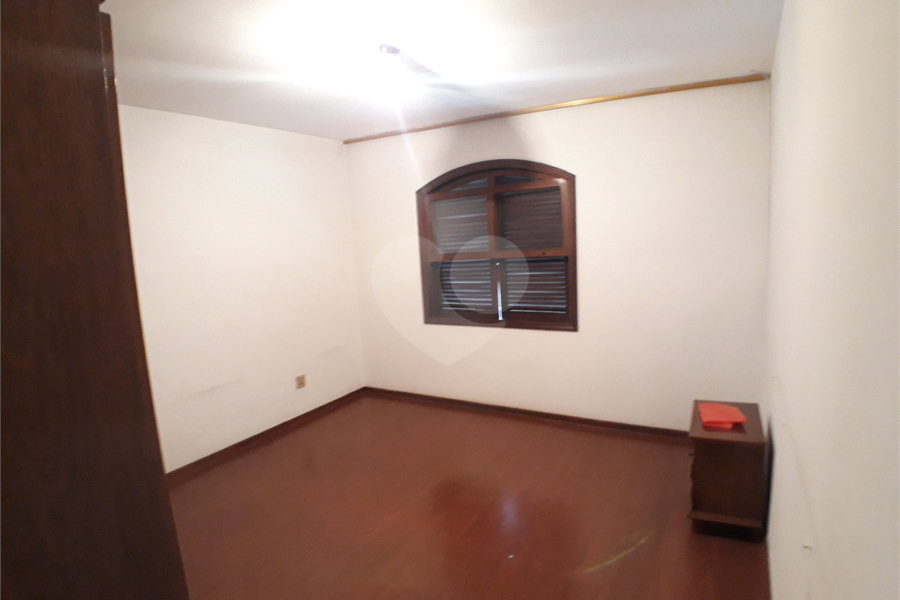 Sobrado à venda com 4 quartos, sendo 2 suítes, em Santana, São Paulo, SP