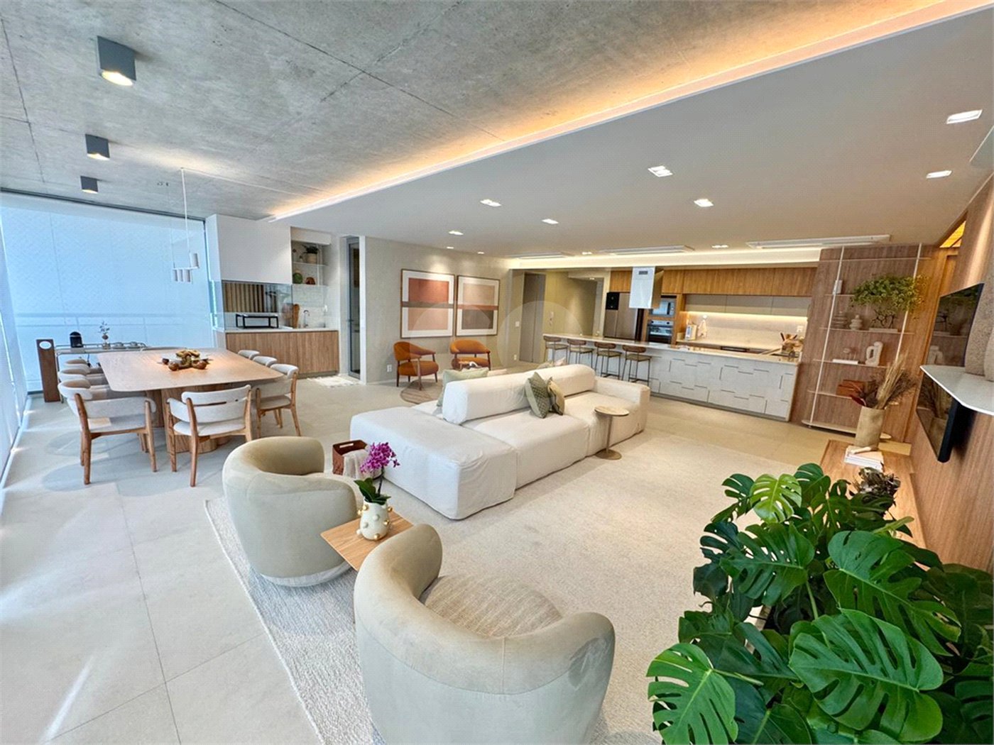 Apartamento à venda com 3 suítes em Jardim das Acácias, São Paulo, SP