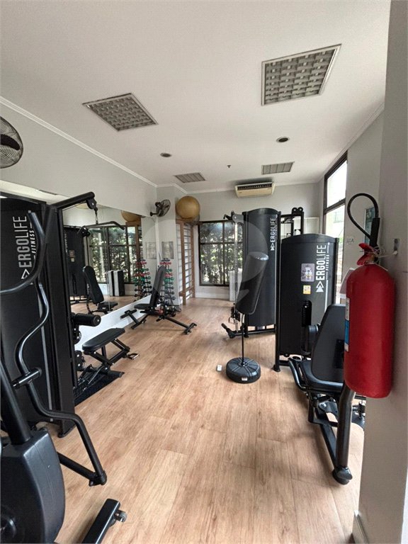 Apartamento à venda com 2 quartos em Vila Olímpia, São Paulo, SP
