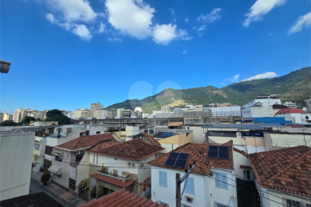 Casa à venda com 5 quartos, sendo 2 suítes, em Tijuca, Rio de Janeiro, RJ