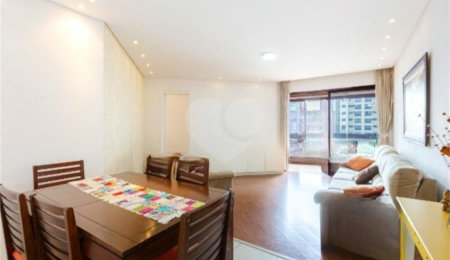 Apartamento à venda com 3 quartos, sendo 1 suíte,  em Vila Hamburguesa, São Paulo, SP