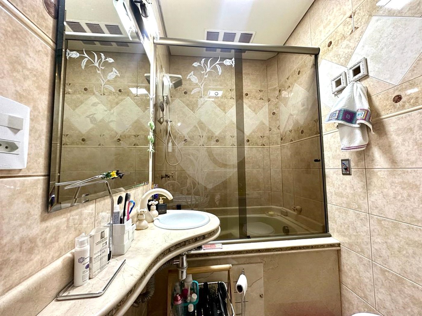 Sobrado à venda com 2 quartos em Vila Constança, São Paulo, SP