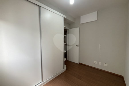 Apartamento para alugar com 3 quartos, sendo 1 suíte, em Barra Funda, São Paulo, SP