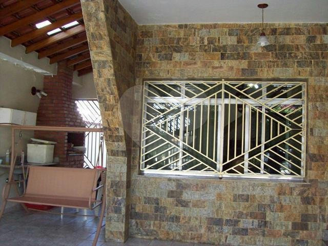Sobrado à venda com 3 quartos em Vila Paiva, São Paulo, SP