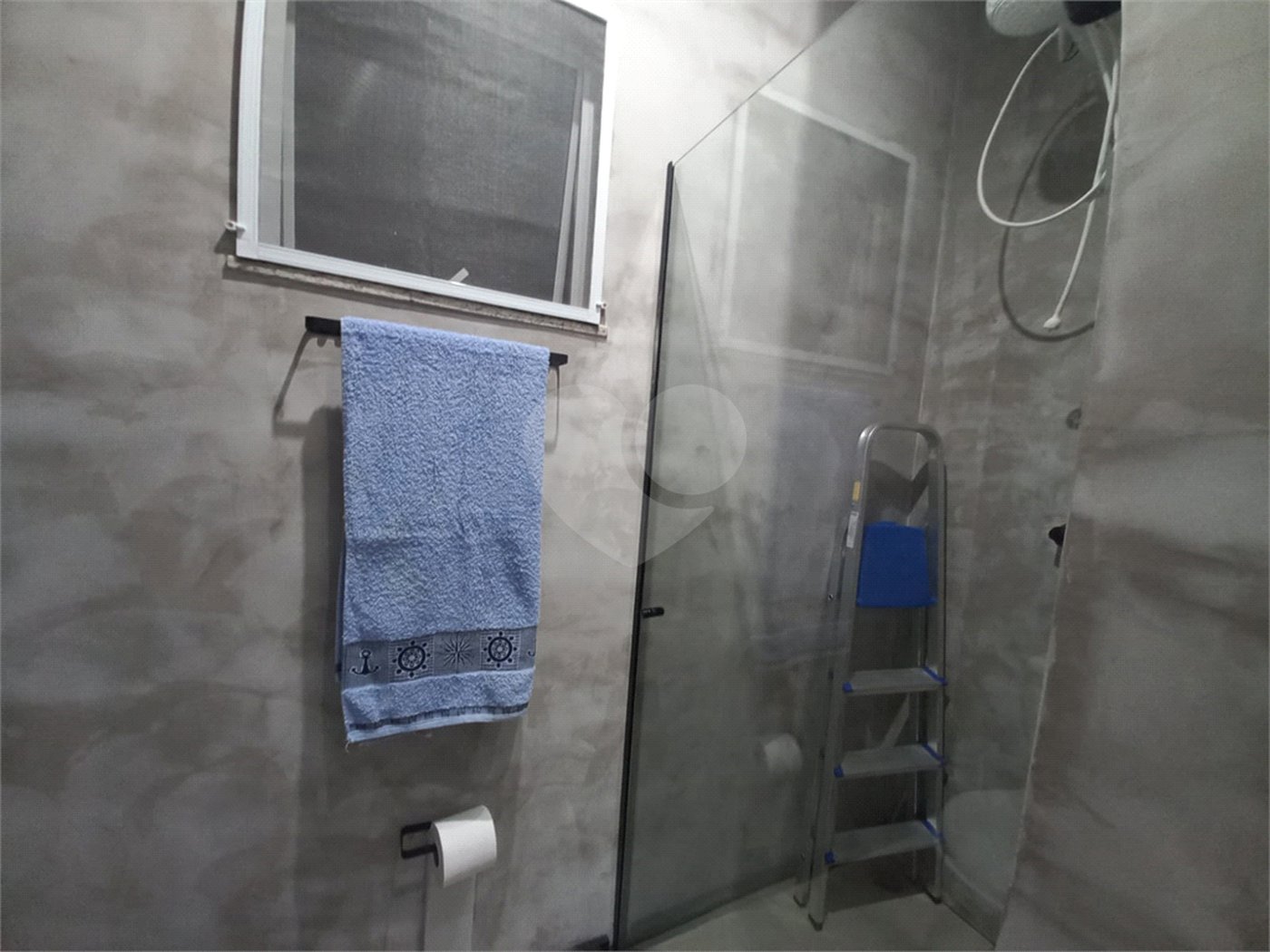 Sobrado à venda com 3 quartos, sendo 1 suíte,  em Villa Di Cesar, Mogi das Cruzes, SP