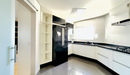 Apartamento à venda com 3 quartos, sendo 1 suíte, em Nova Petrópolis, São Bernardo do Campo, SP