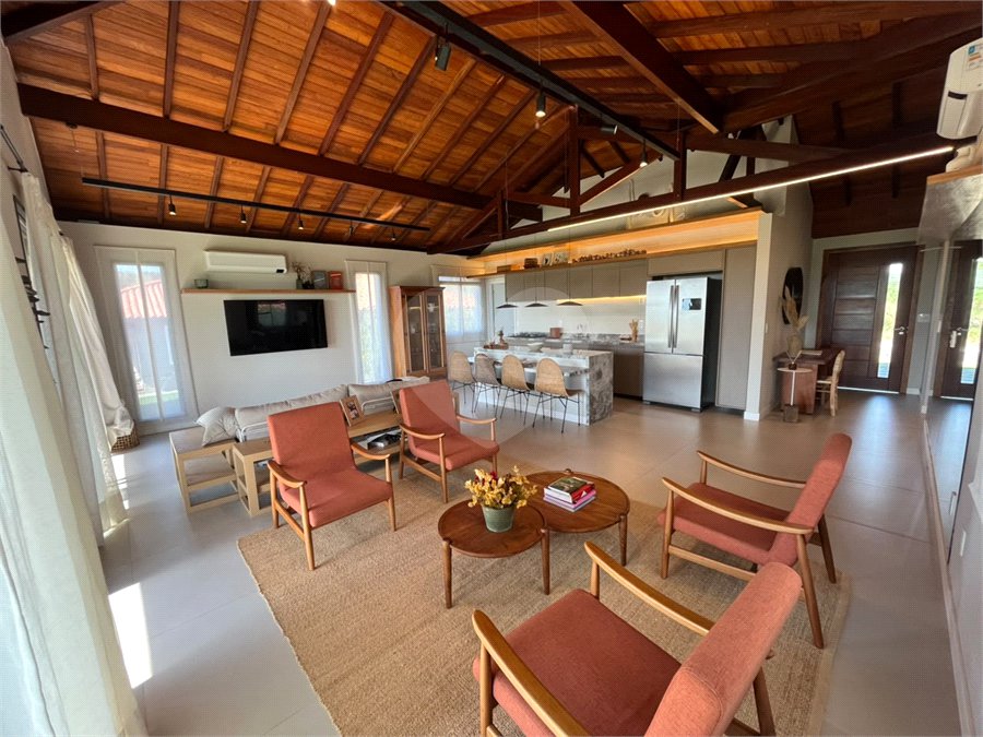 Casa em condomínio à venda com 4 quartos, sendo 3 suítes, em Marina, Armação dos Búzios, RJ