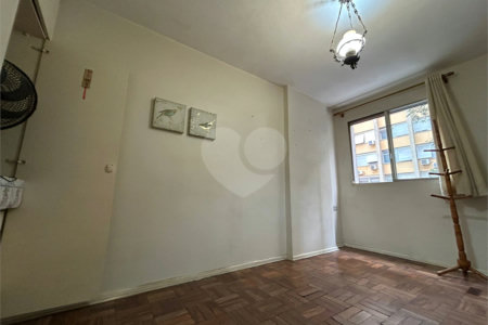 Apartamento à venda com 2 quartos, sendo 1 suíte,  em Cerqueira César, São Paulo, SP
