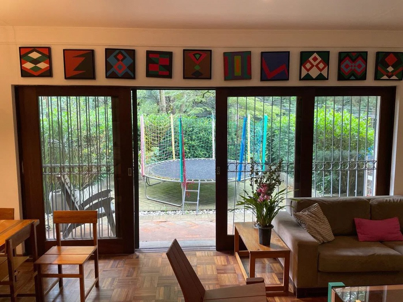 Casa à venda com 4 quartos, sendo 1 suíte,  em Vila Morumbi, São Paulo, SP