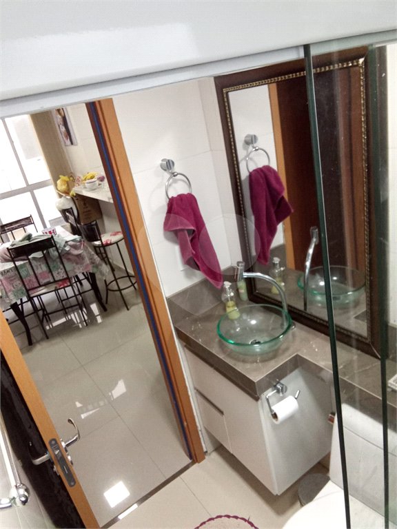 Apartamento no Condomínio Mont Everest.