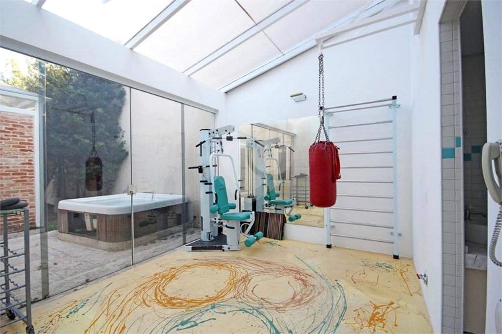 Casa à venda ou para alugar com 4 suítes em Jardim Panorama, São Paulo, SP