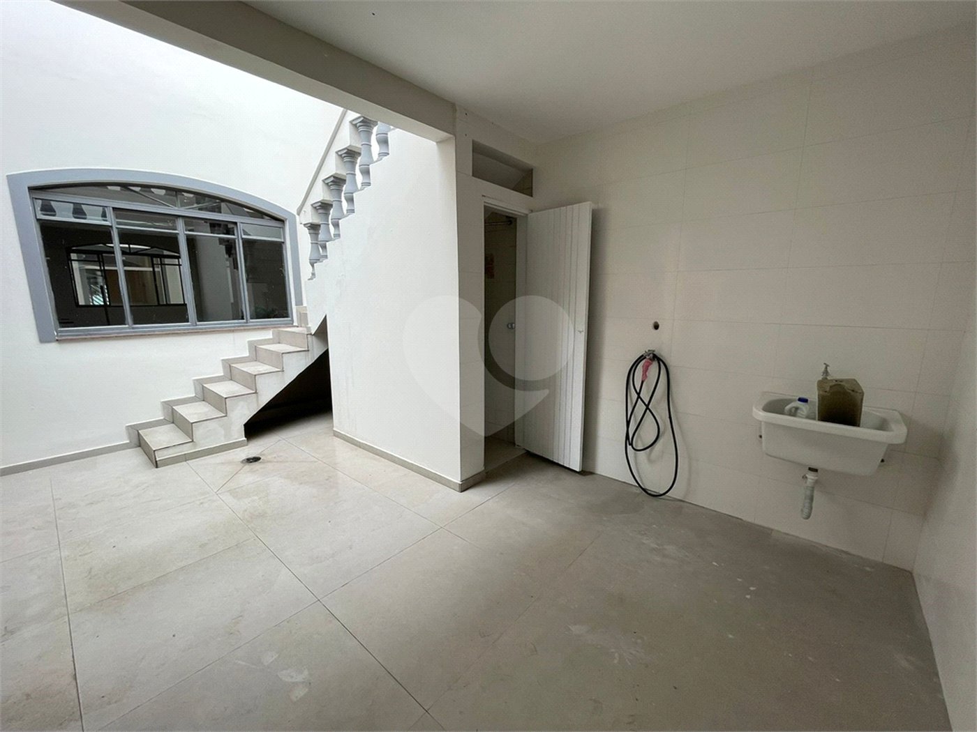 Sobrado à venda com 3 quartos, sendo 2 suítes, em Vila Palmeiras, São Paulo, SP