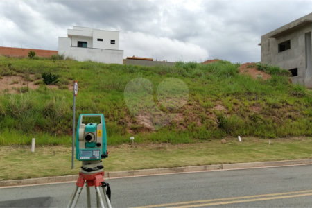 Terreno à venda em Residencial Jatobás, Louveira, SP