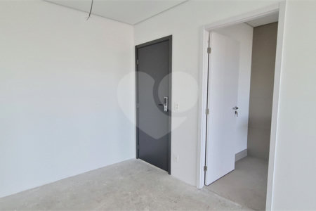Apartamento à venda com 2 quartos, sendo 1 suíte,  em Pinheiros, São Paulo, SP