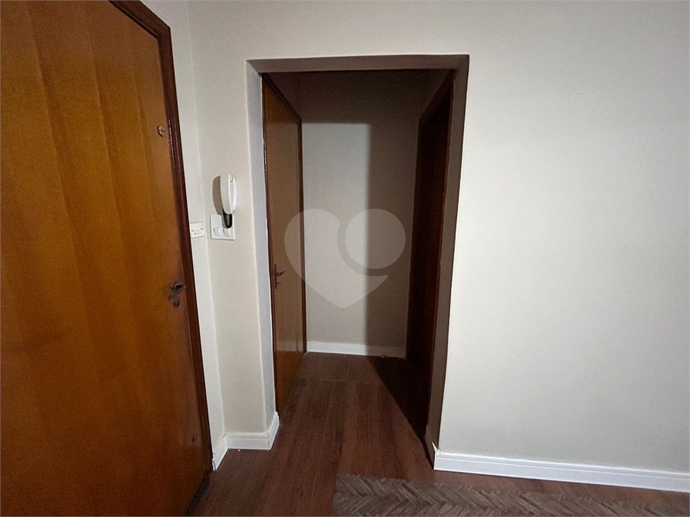 Casa à venda com 4 quartos, sendo 1 suíte, no Centro, Cravinhos, SP