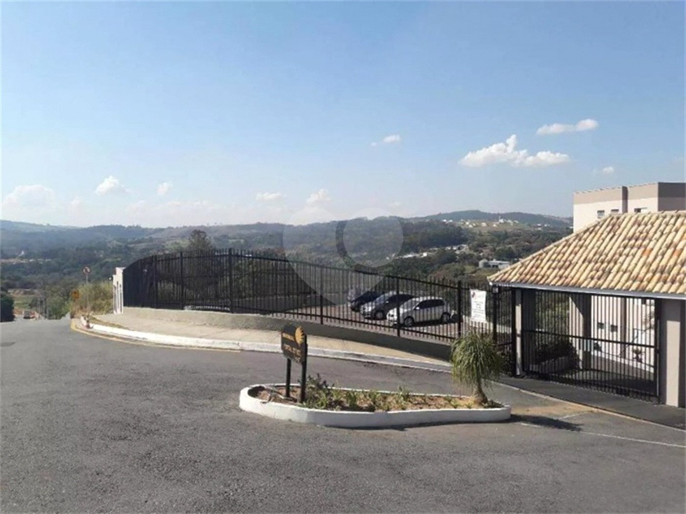 Apartamento à venda com 3 quartos, sendo 1 suíte, em Pinheirinho, Vinhedo, SP