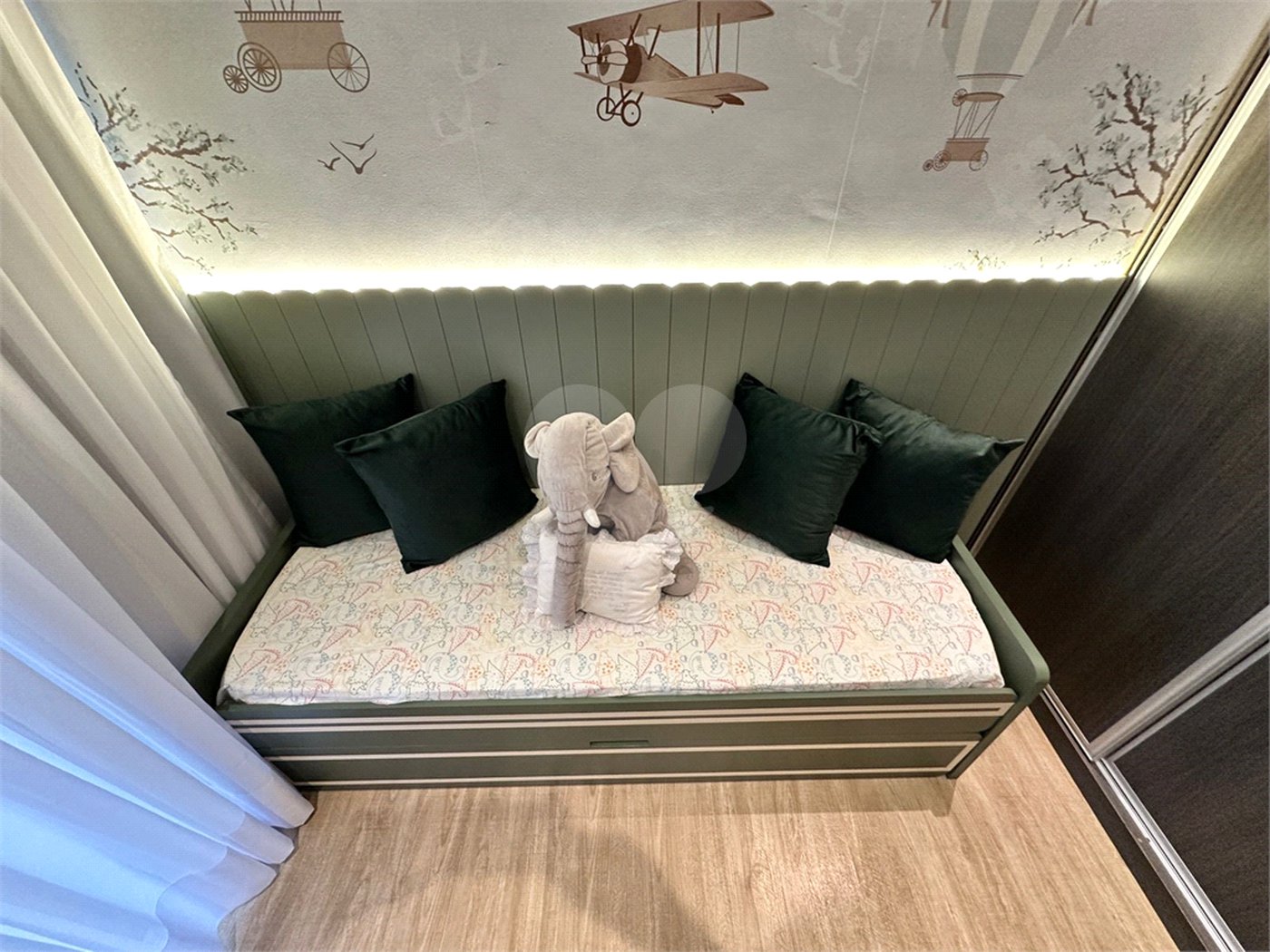Apartamento à venda com 3 quartos, sendo 2 suítes, em Tremembé, São Paulo, SP