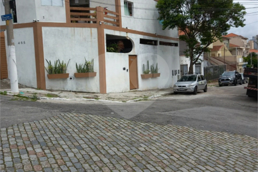 Sobrado à venda ou para alugar com 3 quartos, sendo 13 suítes, em Santana, São Paulo, SP