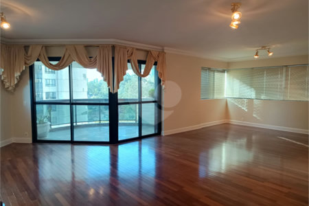 Apartamento à venda com 4 suítes em Paraíso do Morumbi, São Paulo, SP