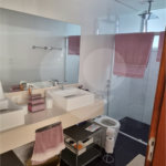 Casa à venda com 5 quartos, sendo 2 suítes, no condomínio Swiss Park, São Bernardo do Campo - SP