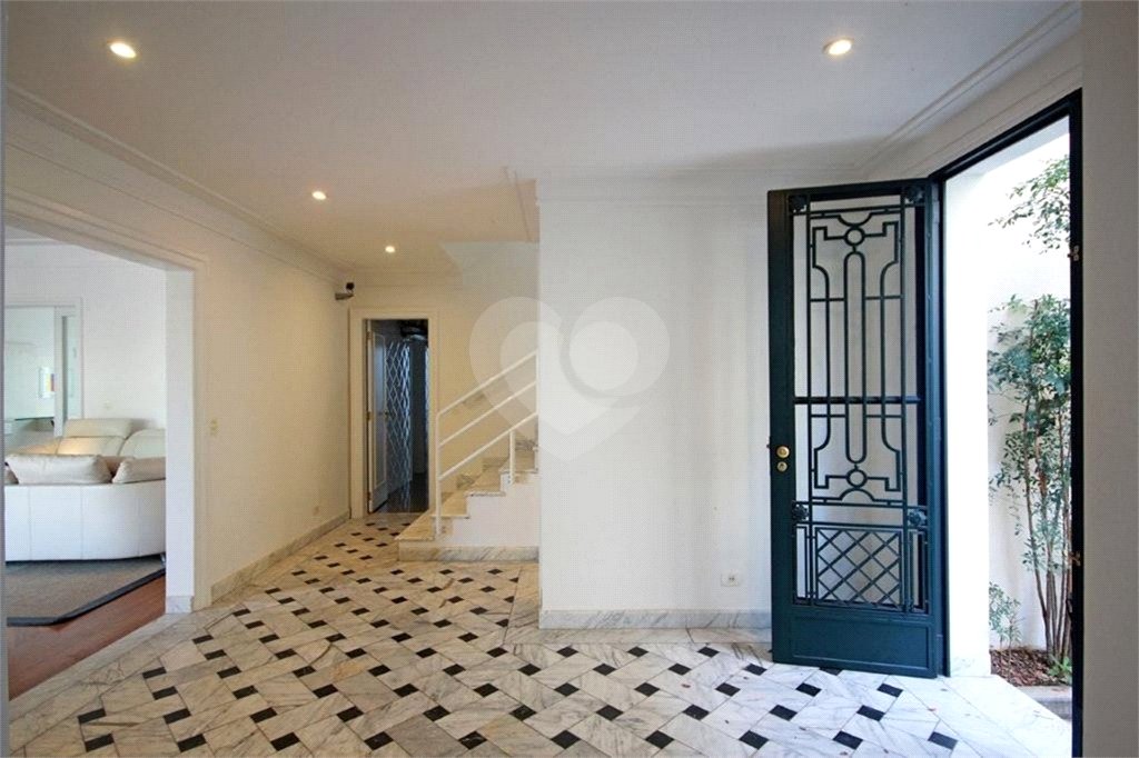 Casa à venda ou para alugar com 4 suítes em Jardim Panorama, São Paulo, SP