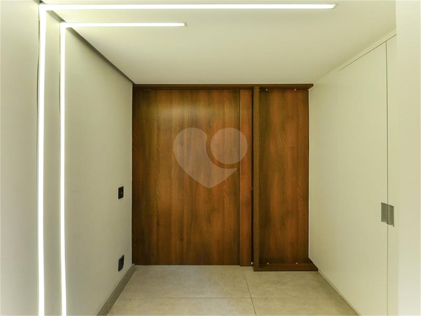 Apartamento à venda com 2 quartos, sendo 1 suíte, em Vila Mariana, São Paulo, SP