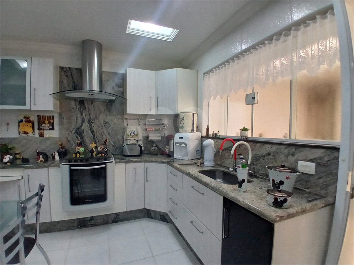 Casa à venda com 3 quartos, sendo 1 suíte,  em Esplanada Mendes Moraes, São Roque, SP