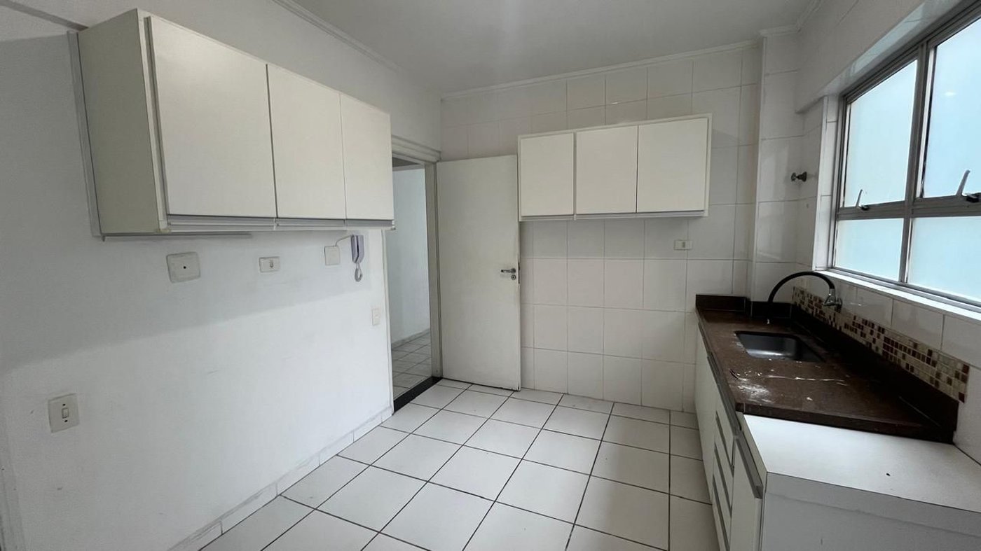 Apartamento com 2 dormitórios à venda, 90 m² por R$ 560.000,00 - Gonzaga - Santos/SP