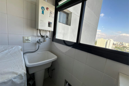 Apartamento à venda com 3 quartos, sendo 1 suíte,  em Gopoúva, Guarulhos, SP