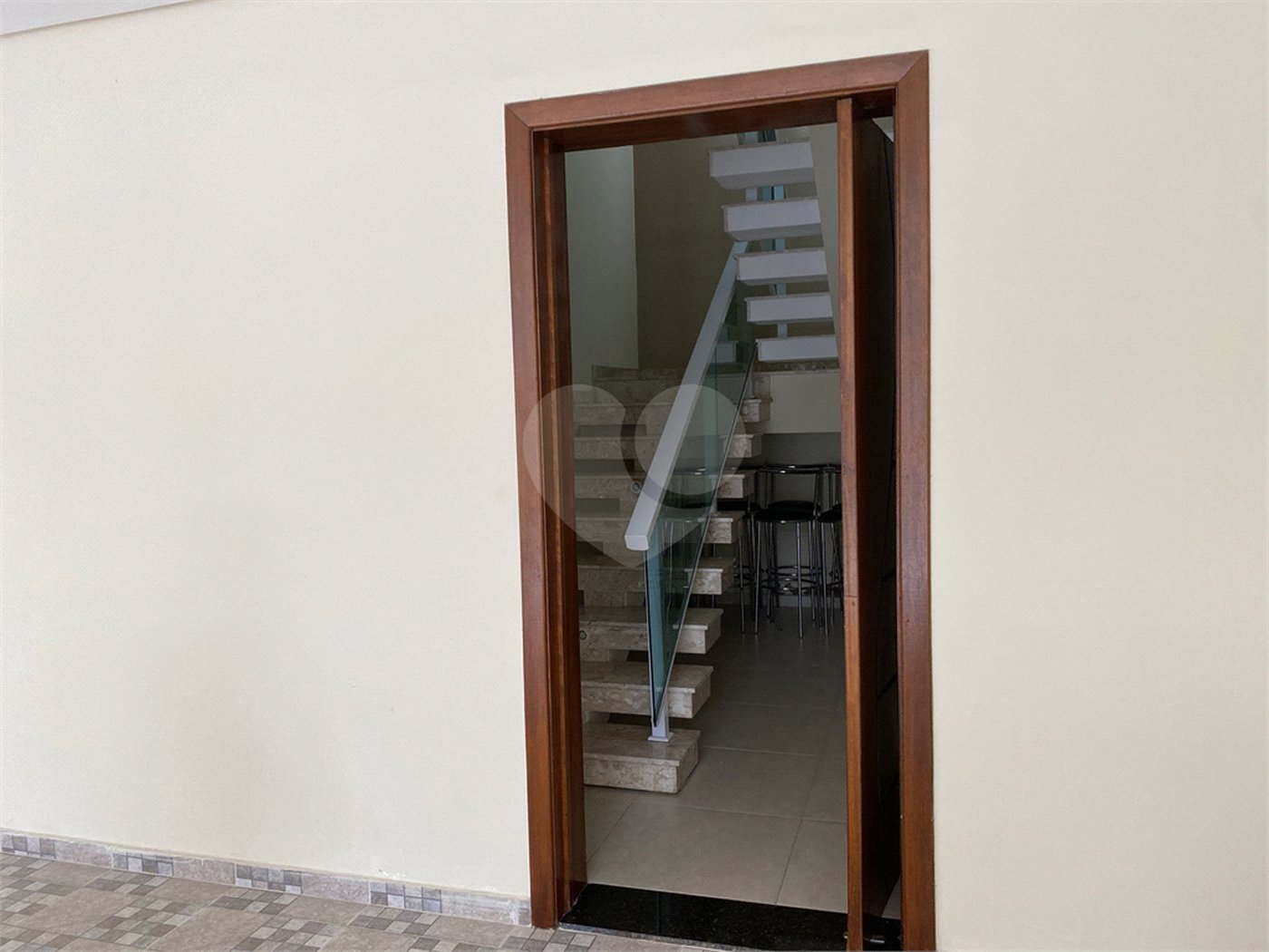 Sobrado à venda com 3 quartos, sendo 1 suíte,  em Jardim Vila Galvão, Guarulhos, SP