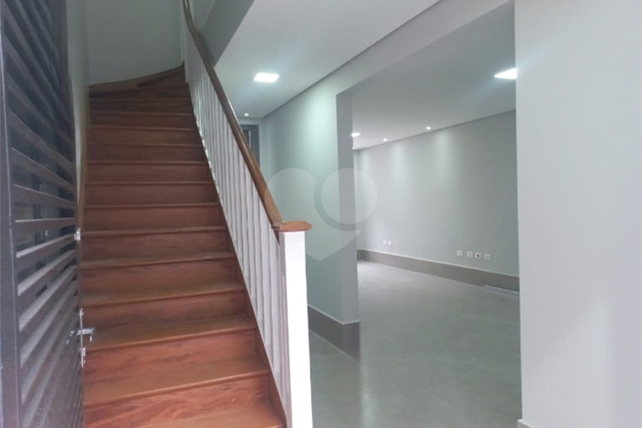 Sobrado para alugar com 3 quartos em Santana, São Paulo, SP