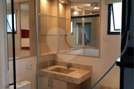Apartamento para alugar com 2 quartos, sendo 1 suíte, em Vila Olímpia, São Paulo, SP