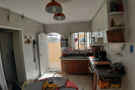 Sobrado à venda com 2 quartos em Vila Gustavo, São Paulo, SP