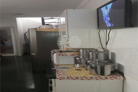 Casa à venda com 3 quartos, sendo 1 suíte,  em Lapa de Baixo, São Paulo, SP