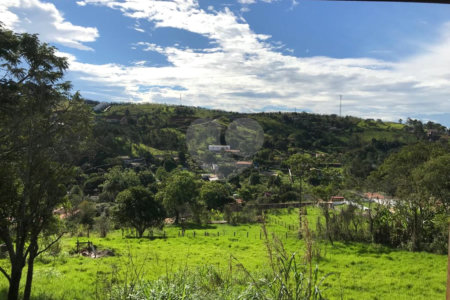 Terreno à venda em Jardim Estância Brasil, Atibaia, SP