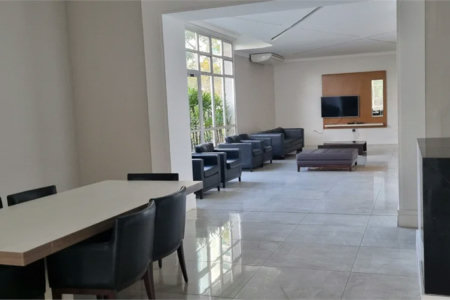 Apartamento à venda com 3 suítes em Jardim Londrina, São Paulo, SP