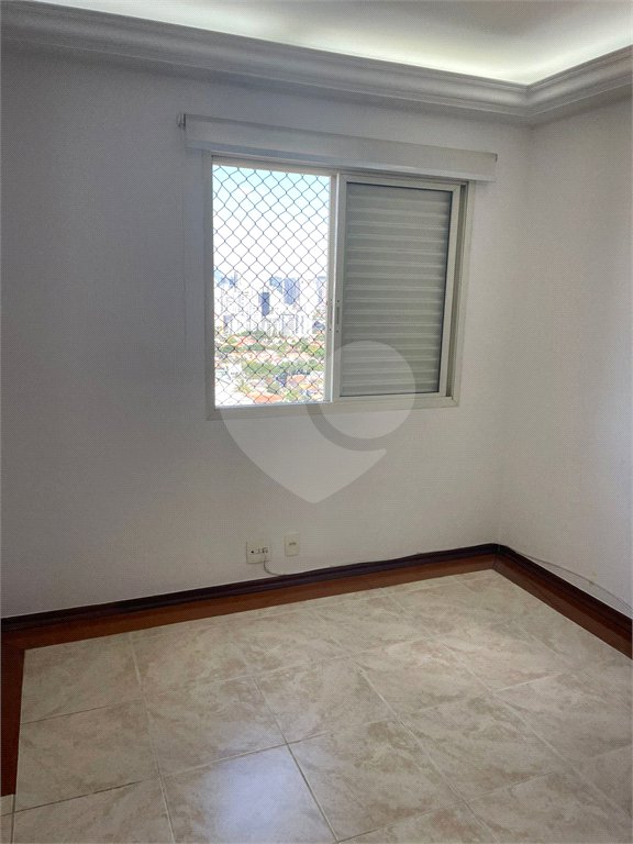 Apartamento para alugar com 3 quartos, sendo 1 suíte, em Indianópolis, São Paulo, SP