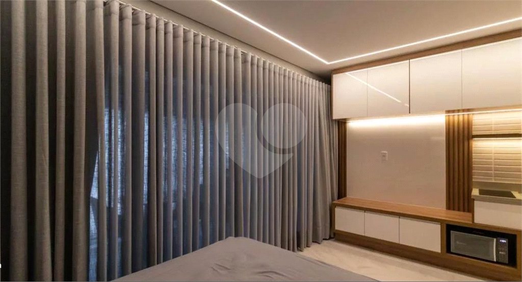 Sala à venda com 1 suíte em Indianópolis, São Paulo, SP