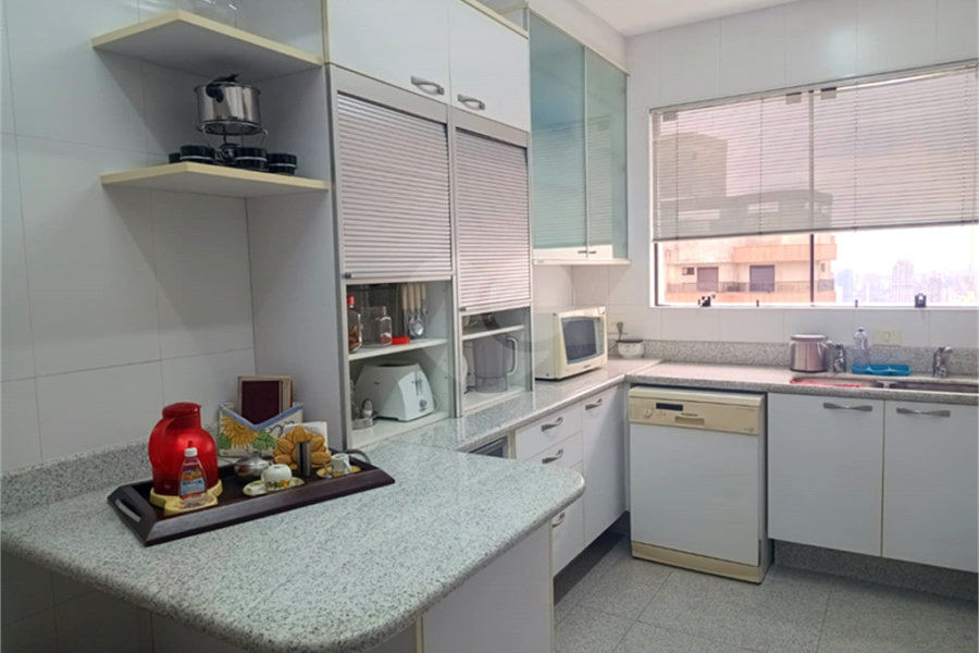 Apartamento à venda com 4 suítes em Morumbi, São Paulo, SP