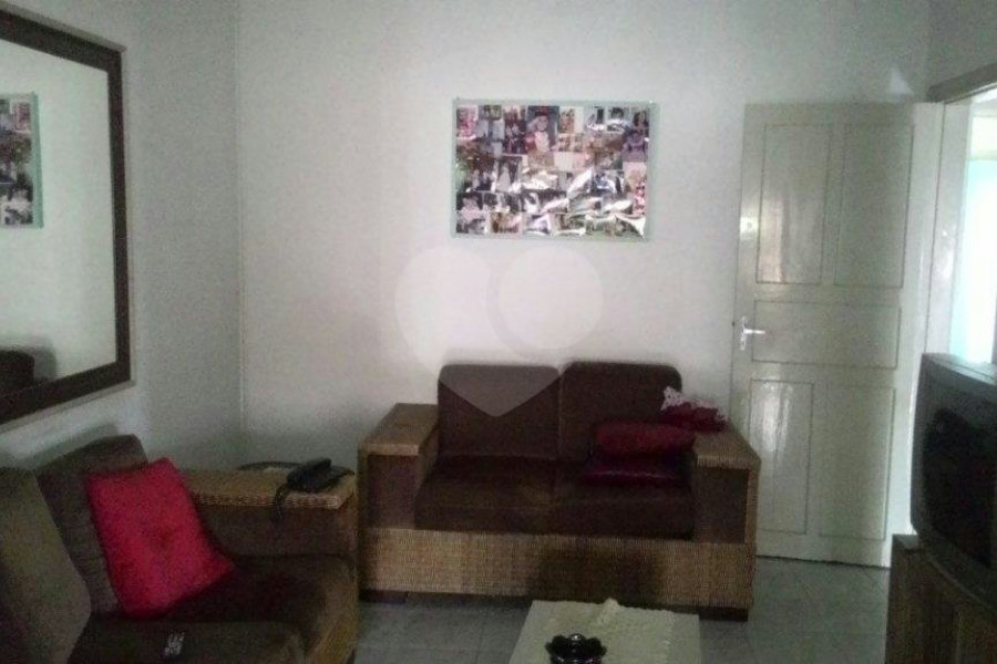 Sobrado à venda com 3 quartos em Tremembé, São Paulo, SP
