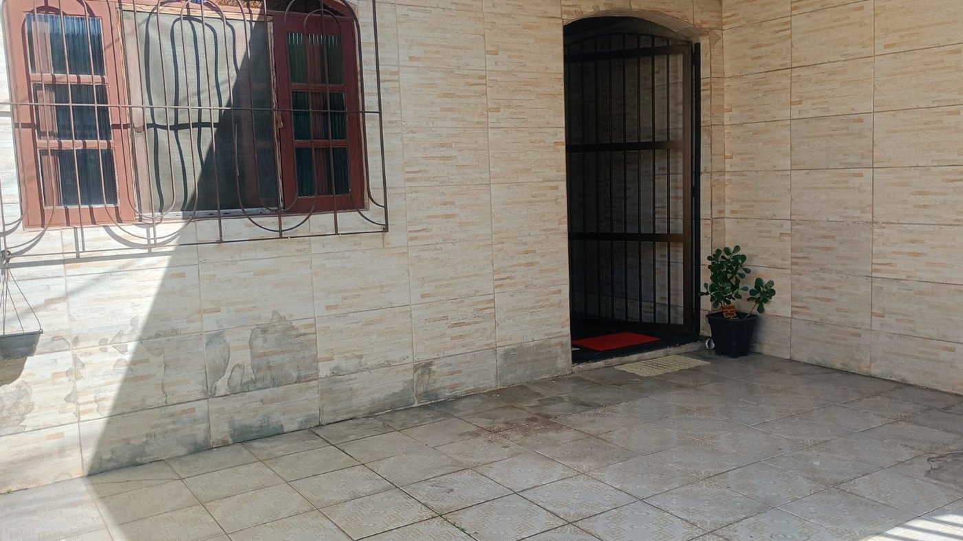 Casa com 3 dormitórios à venda, 140 m² por R$ 425.000,00 - Parque Bitaru - São Vicente/SP