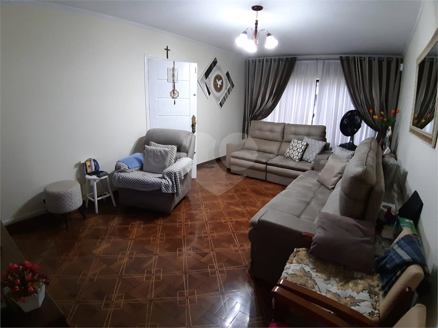 Sobrado à venda com 3 quartos, sendo 1 suíte,  em Vila Mazzei, São Paulo, SP