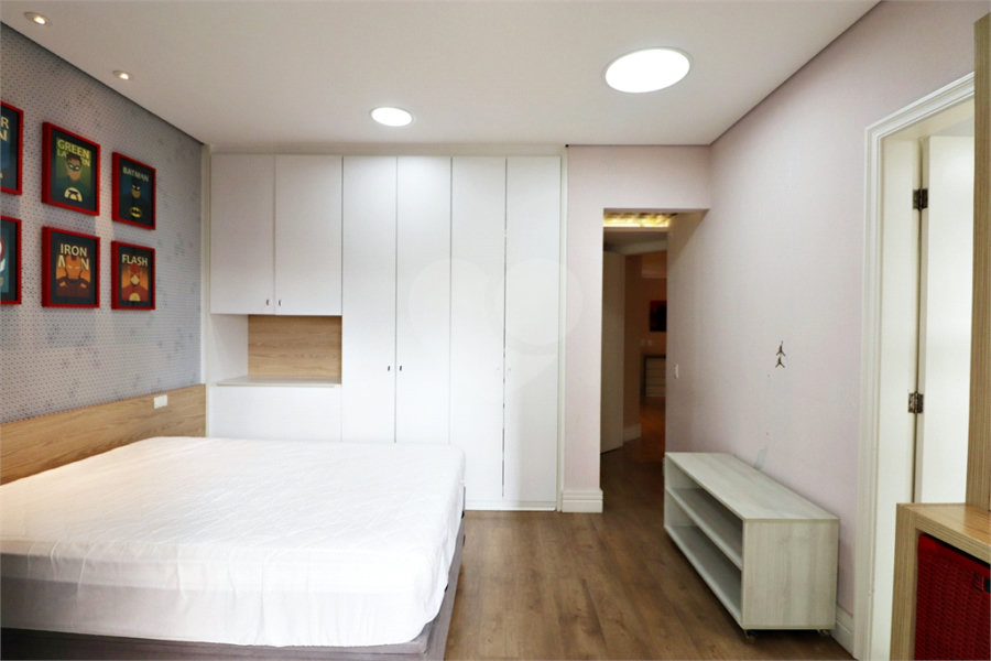 Apartamento à venda com 5 quartos, sendo 2 suítes, em Santana, São Paulo, SP