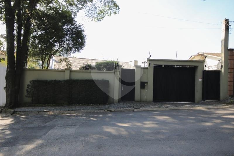 Casa à venda com 3 quartos, sendo 2 suítes,  em Vila Tramontano, São Paulo, SP