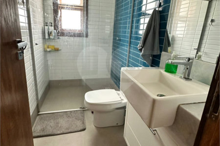 Casa à venda com 2 quartos, sendo 1 suíte, no Centro / Arraial D'ajuda, Porto Seguro, BA