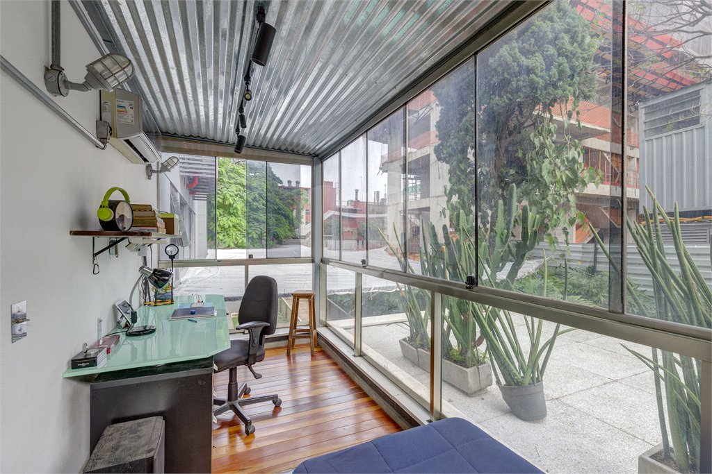 Apartamento à venda ou para alugar com 2 quartos, sendo 1 suíte, em Alto da Boa Vista, São Paulo, SP