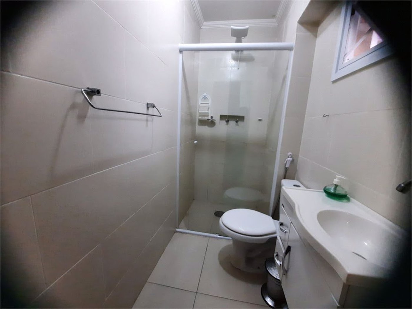 Apartamento com 4 dormitórios à venda, 122 m² por R$ 850.000,00 - Pitangueiras - Guarujá/SP